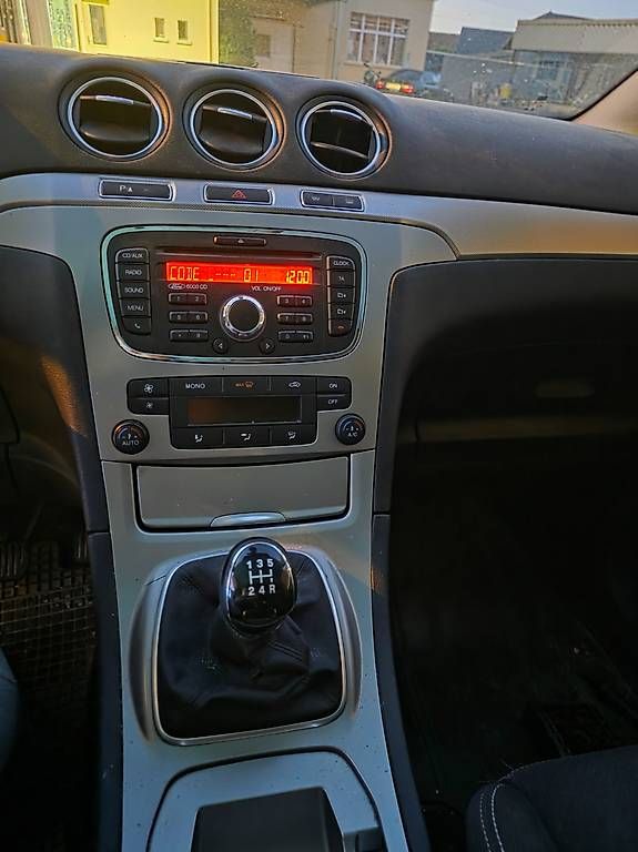 Autos: Ford s max 7 places – Gebraucht aus Lausanne von andameaupau 3