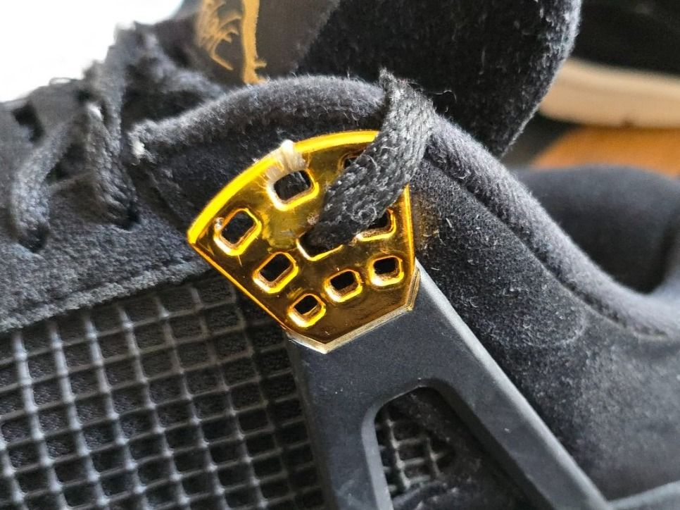 Jordan Herrenschuhe: Jordan 4 Retro Royalty gr. 45 – Gebraucht aus Wallisellen von theblacksheep 7