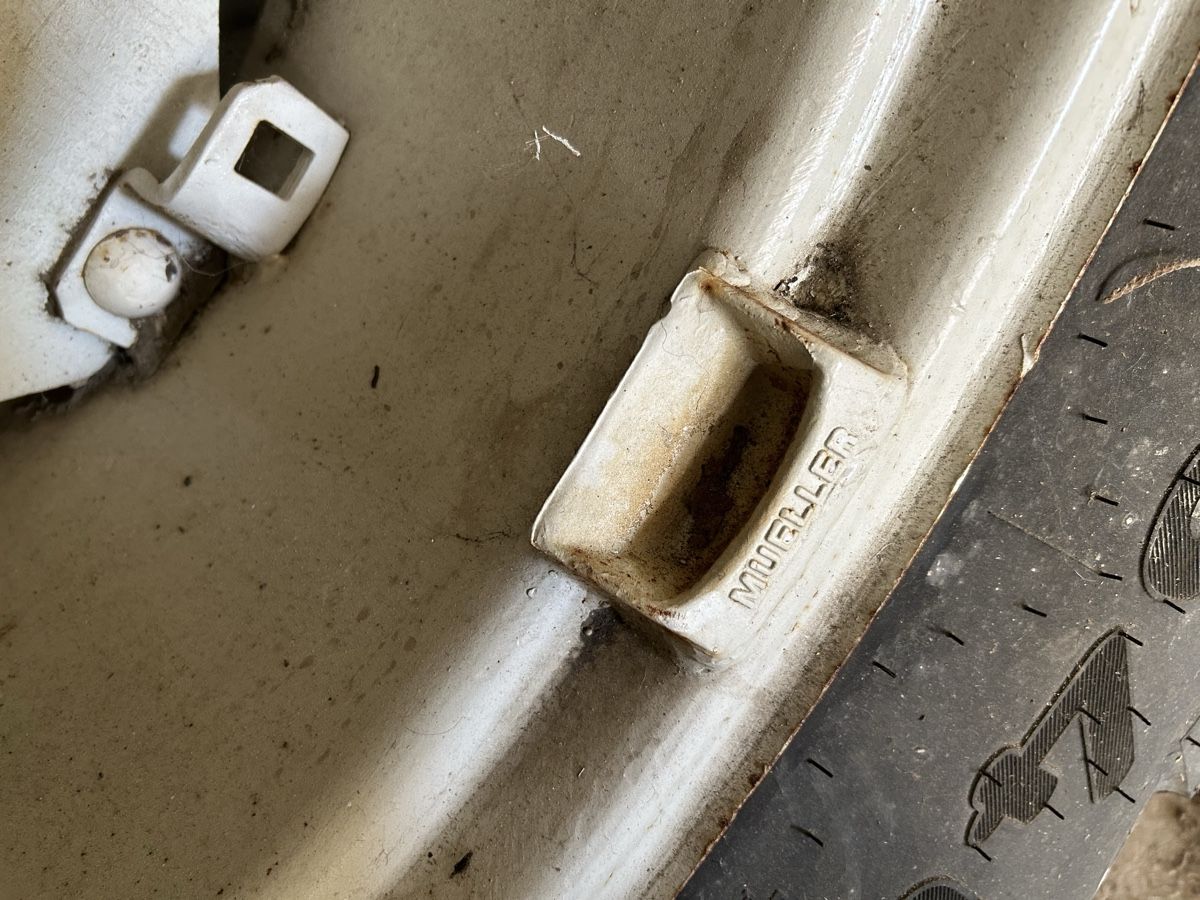 Pirelli Pneumatici & Ruote complete: Kompletträder Traktor reifen Pirelli – Usato da Herisau venduto da Wildheuer1986 5