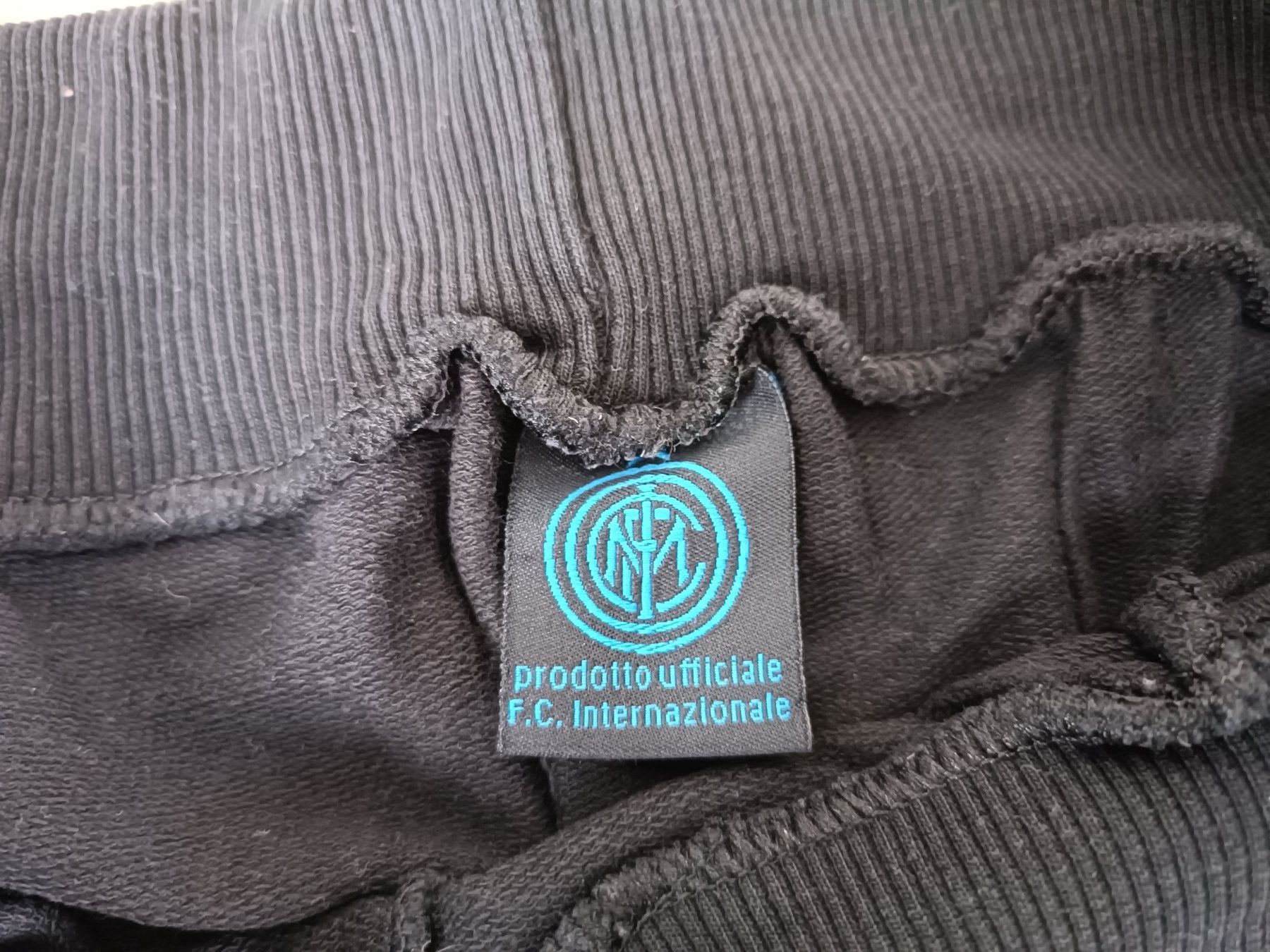 Pantaloni: Originale Jogginghose Trainigshose Inter Mailand Grösse M – Usato da Amriswil venduto da italy_killa97 1