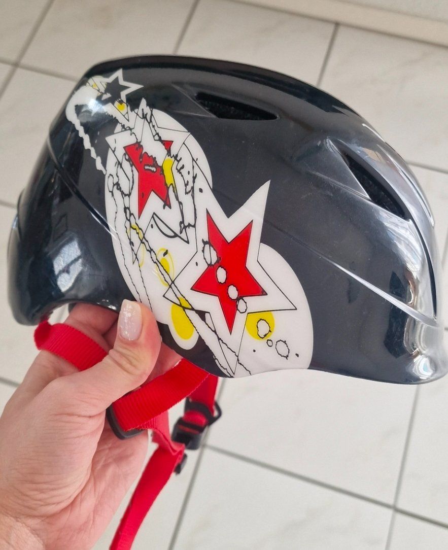Uvex Caschi: Uvex Kinderhelm 54-58 cm – Usato da Schüpfen venduto da ann_9zfs