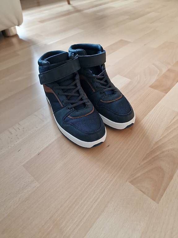 Scarpe per ragazzi: Schuhe Gr. 39 – Usato da St. Gallen venduto da ste_fq9h 2