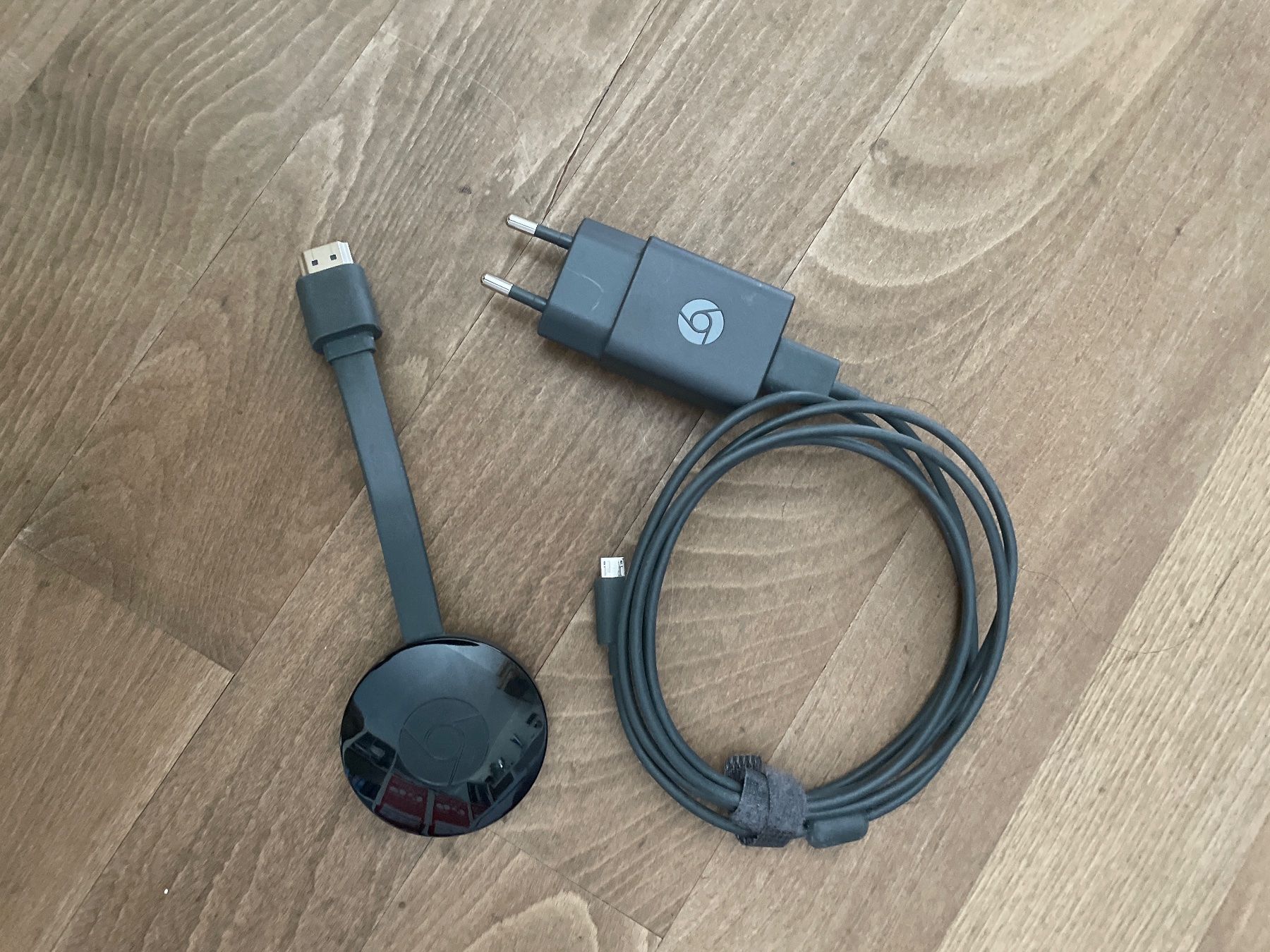 Adattatori: Google Chromecast 2nd Generation HDMI Media Streaming Device – Usato da Winterthur venduto da Schwestere 1