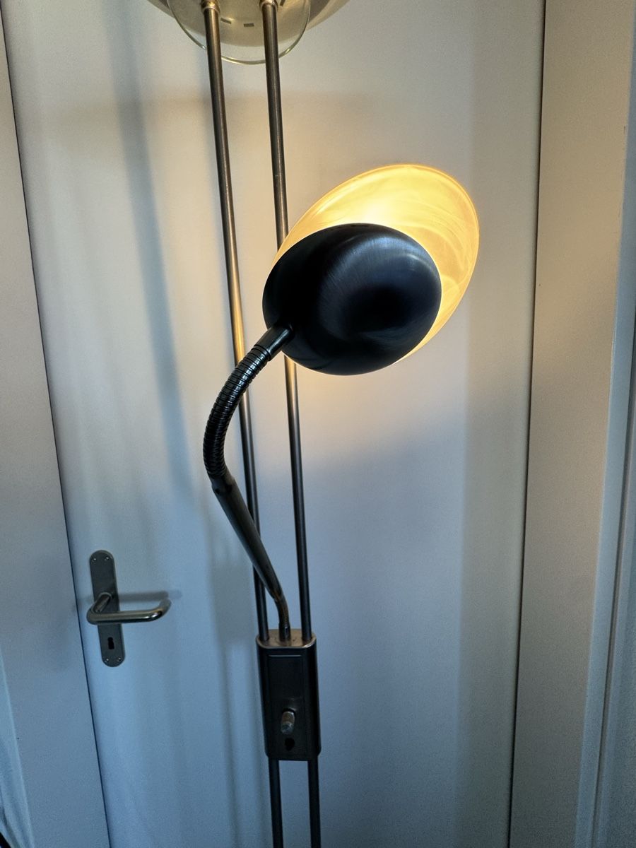 Lampen: Stehlampe " Licht regulierbar " – Gebraucht aus Meisterschwanden von Scania78 3