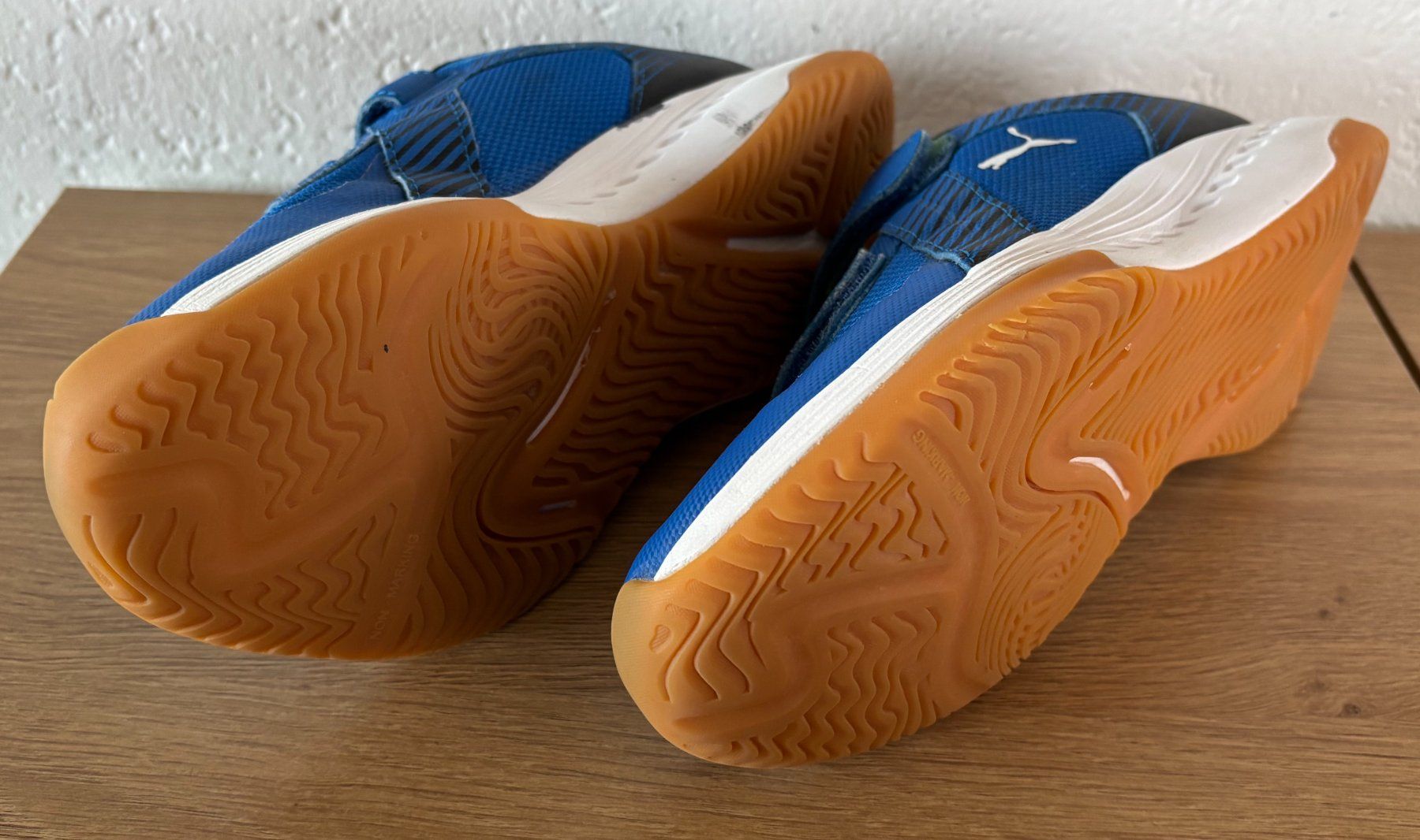 Schuhe für Jungen: Turnschuhe Grösse 36 – Gebraucht aus Zürich von IlkaK 2