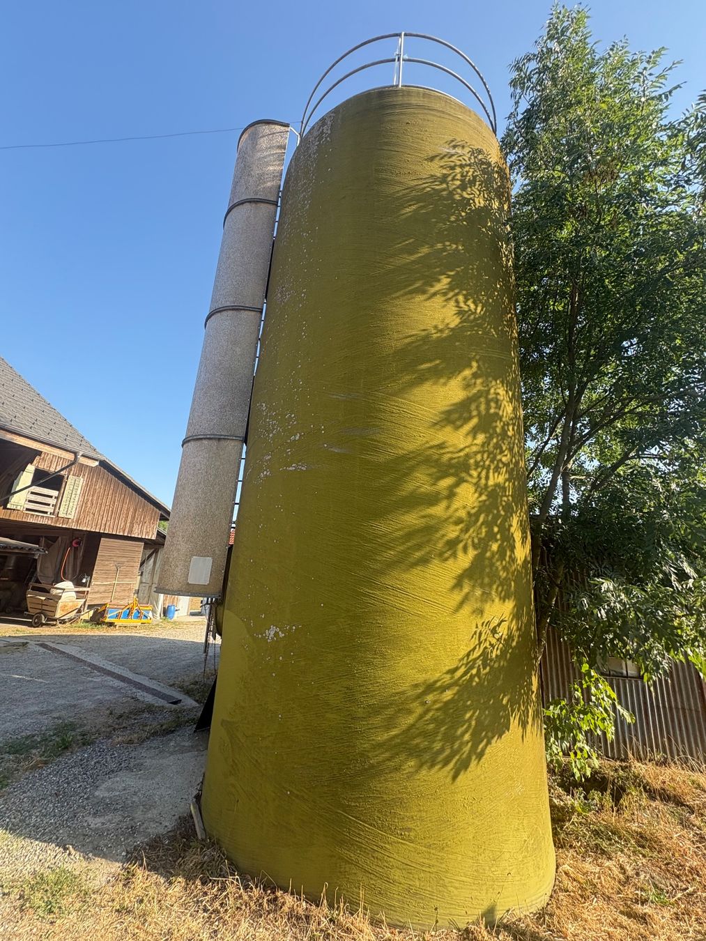 Nourriture: Kunststoff Silo – D'occasion à Bronschhofen par Eggwil