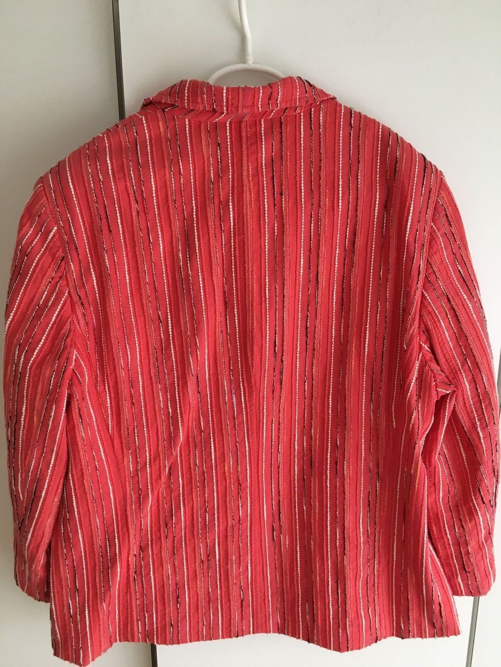 Basler Giacche: Wunderschöner edler roter Baumwollblazer der Marke Basler – Usato da Bern venduto da Smile-2707 4