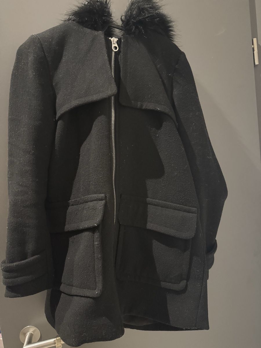 H&M Cappotti: Manteau noir – Usato da St-Pierre-Clages venduto da loc_8vtz