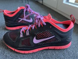 NIKE FREE 5.0+ femme taille 39