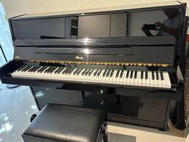 Piano Rösler Rigolette schwarz poliert inkl. Klavierstuhl