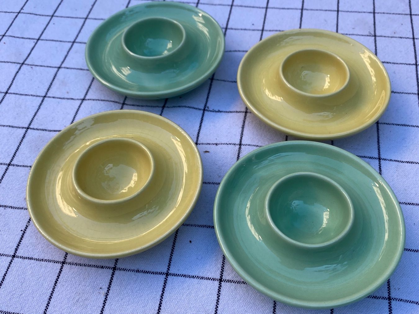 Rössler Autre vaisselle: Rössler Keramik Eierbecher Designklassiker – D'occasion à Solothurn par BORGHAGEN 1
