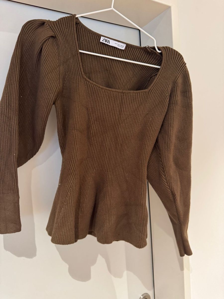 Pulls & Sweat-shirts: Zara Pullover, Braun, Gr. S – D'occasion à Hinwil par YPMK61