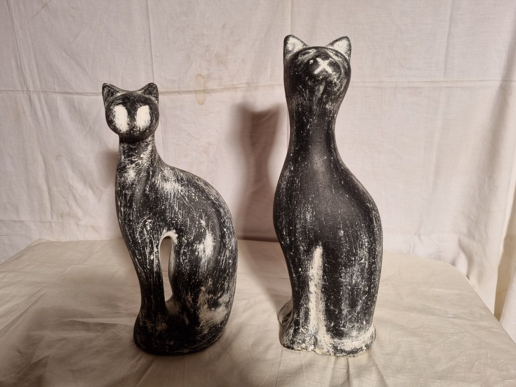 Figuren: 2 kunstvolle Keramik Katzen im Set – Gebraucht aus Fürstenaubruck von PizBeverin2018 5