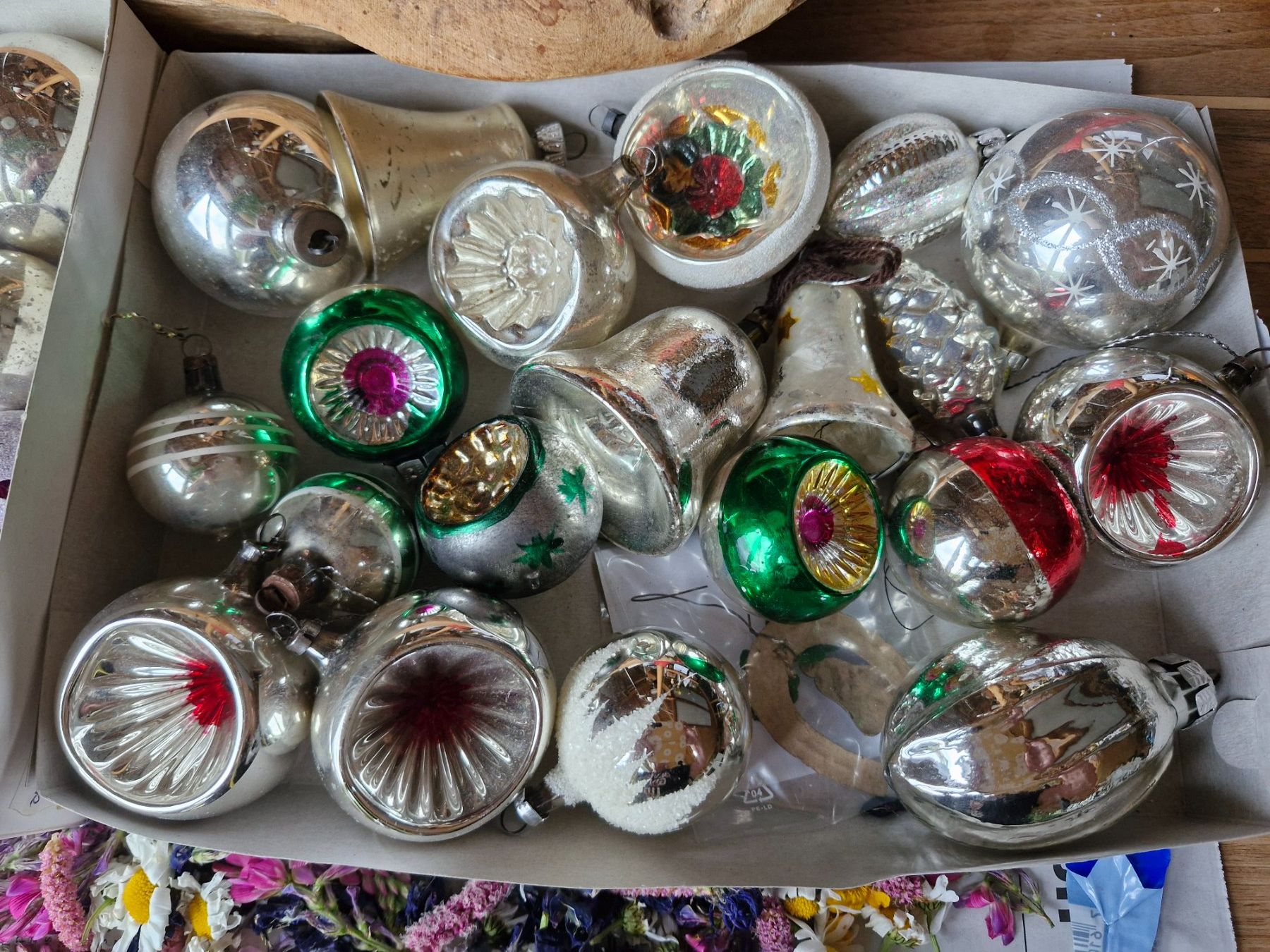 Alle Dekorationen: alter Christbaumschmuck – Gebraucht aus Guarda von rue_bpd7 1