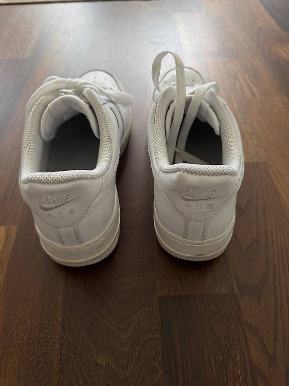 Chaussures hommes: Nike AF1 – D'occasion à Dietikon par mic_l9hy 2