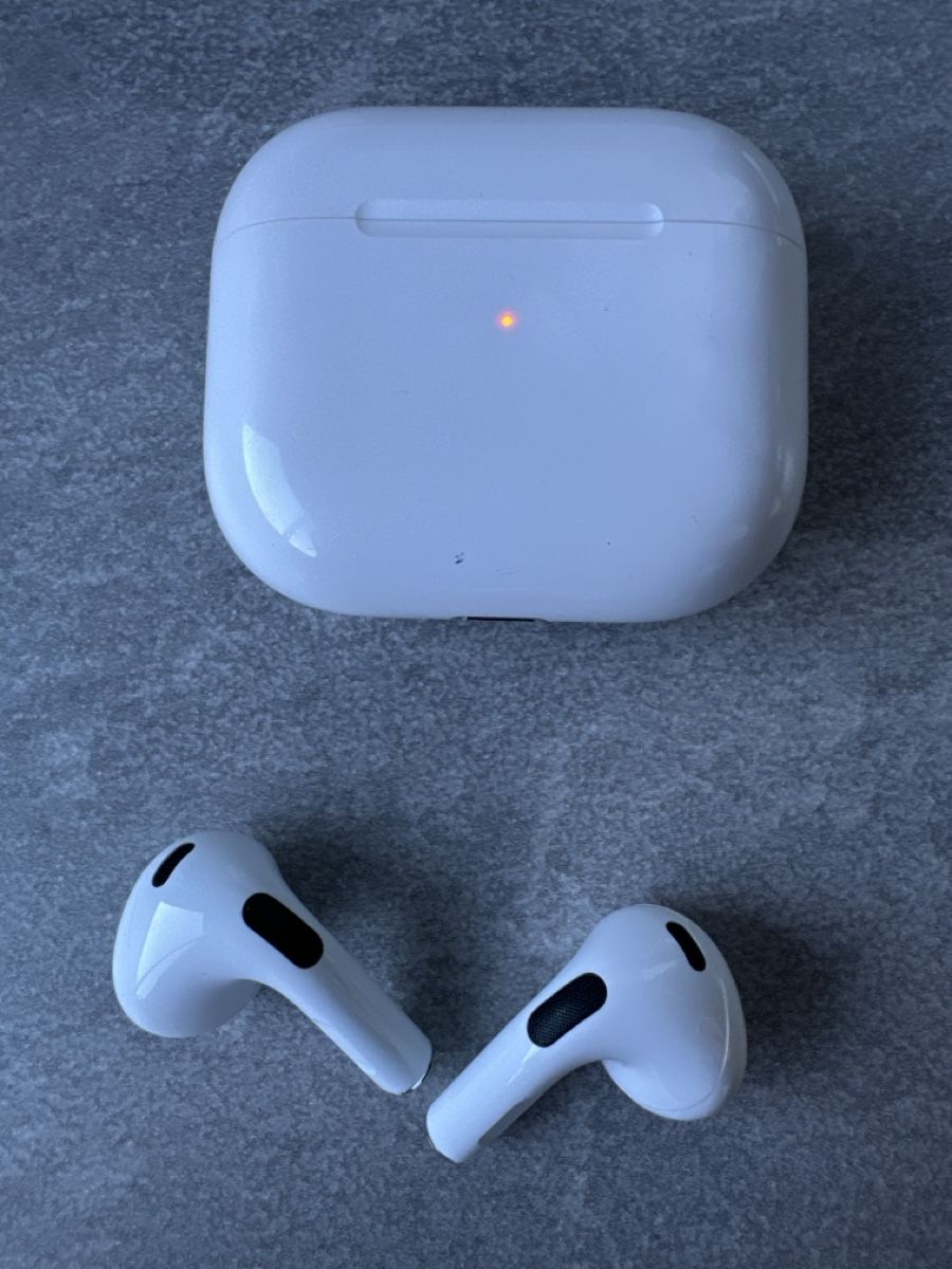 Apple Cuffie: Apple AirPods 3 original – Usato da Le Lignon venduto da fab_w9jj 2