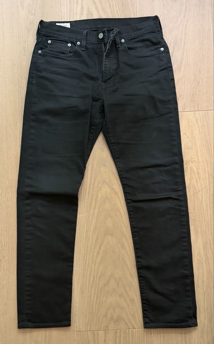 Levi's Jeans: Levi's Jeans black W30 L32 – Usato da Zug venduto da mbe_t5j2