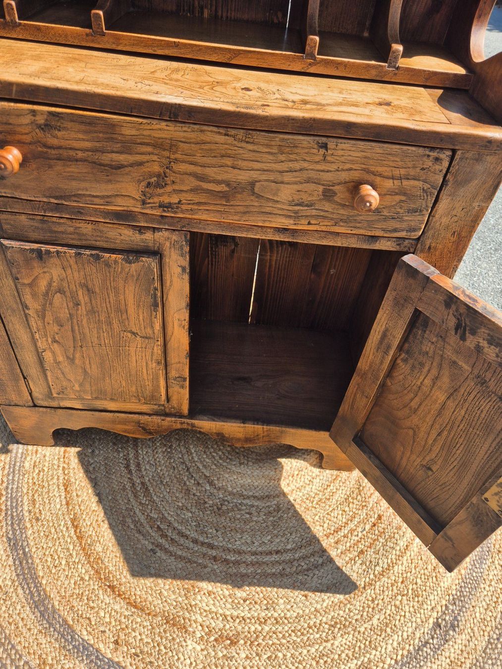 Credenze: Meuble en bois ancien – Usato da Fully venduto da tameab 3