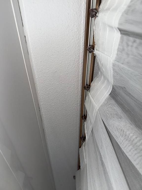Tende: Rideau blanc de qualité – Usato da Moudon venduto da Shiti10 4