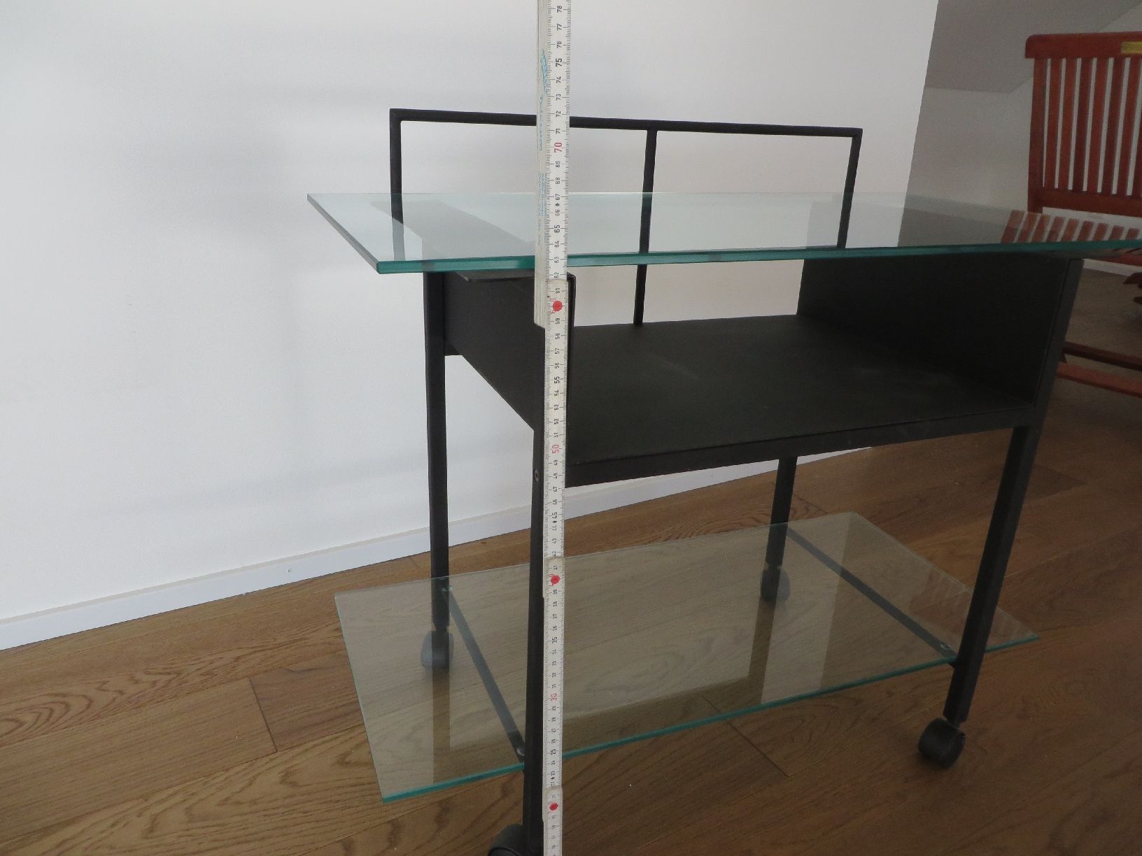 Tables: Tisch mit Glas platte – D'occasion à Walchwil par sev_9nl5 2