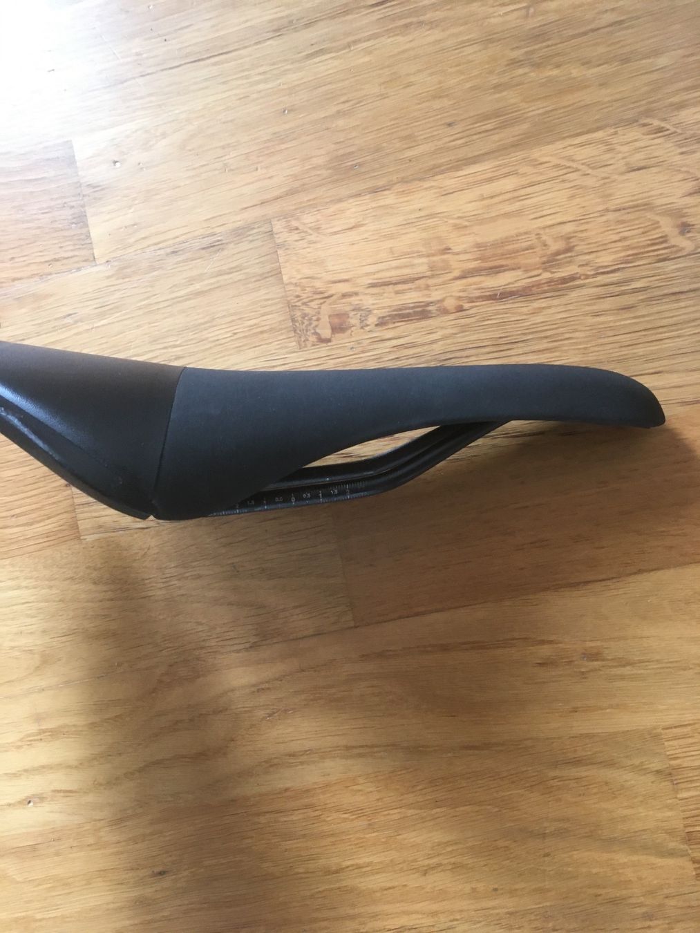 Fizik Pezzi di ricambio: Velosattel Fizik Aliante R5 – Usato da Niederscherli venduto da noa_tc6b 2