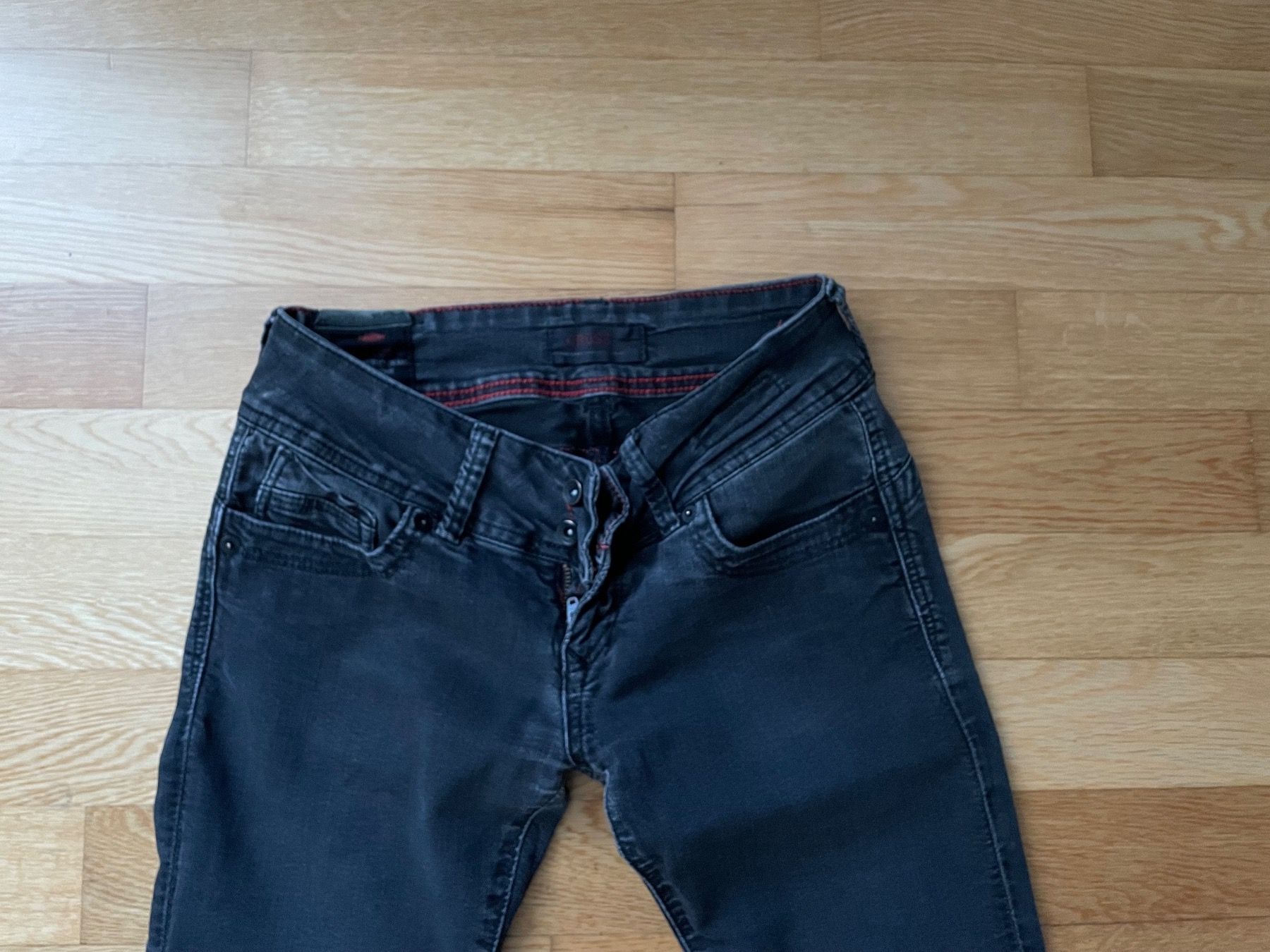 Jeans: Croos Jeans, 34 – Usato da Zürich venduto da Sonnenschein_ 1
