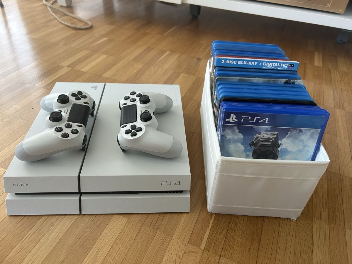 Sony Consoles: PS4  11 – Neuf (Voir description) à Luzern par giv_tmj8 1