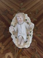 Jesuskind aus Porzelan 