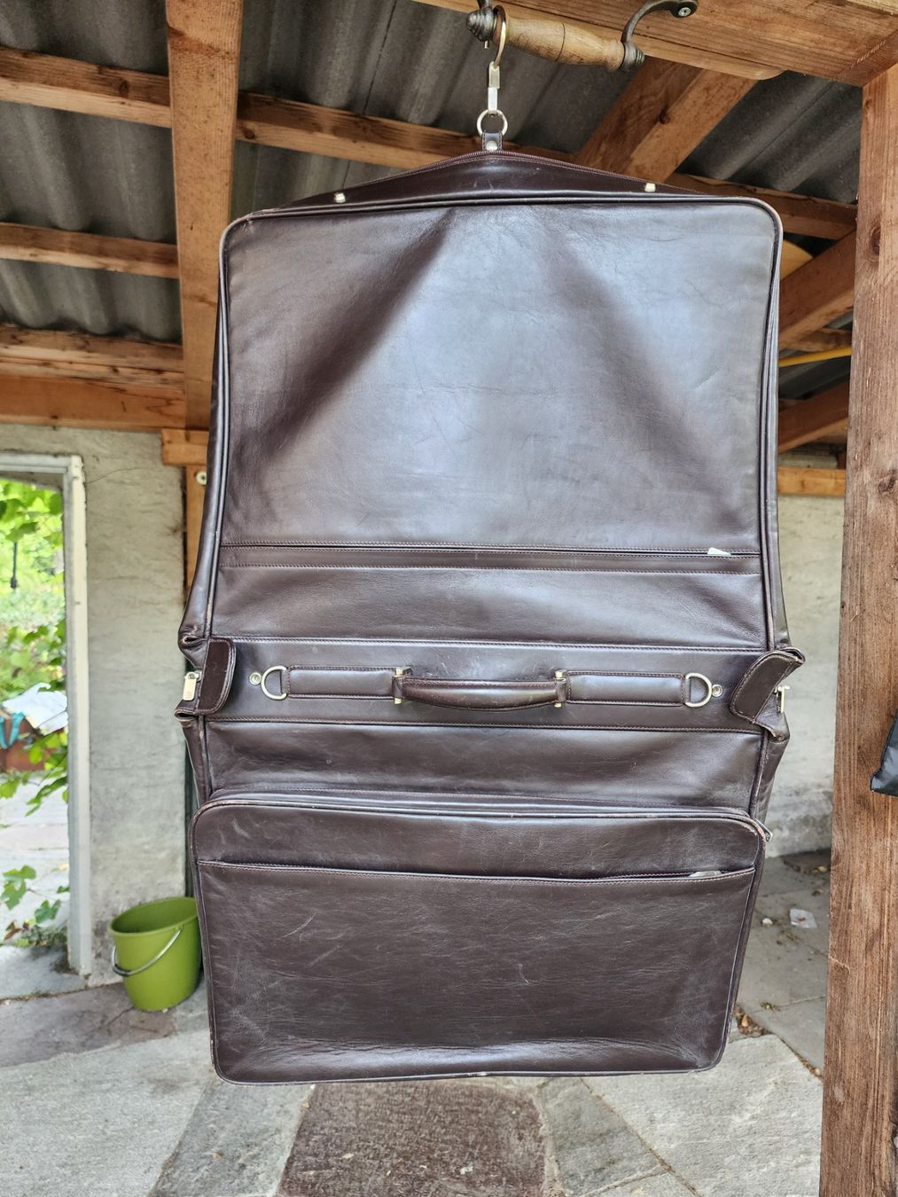Bally Borse: Ledertasche Bally für Hemden – Usato da Grabs venduto da Rusalu 5