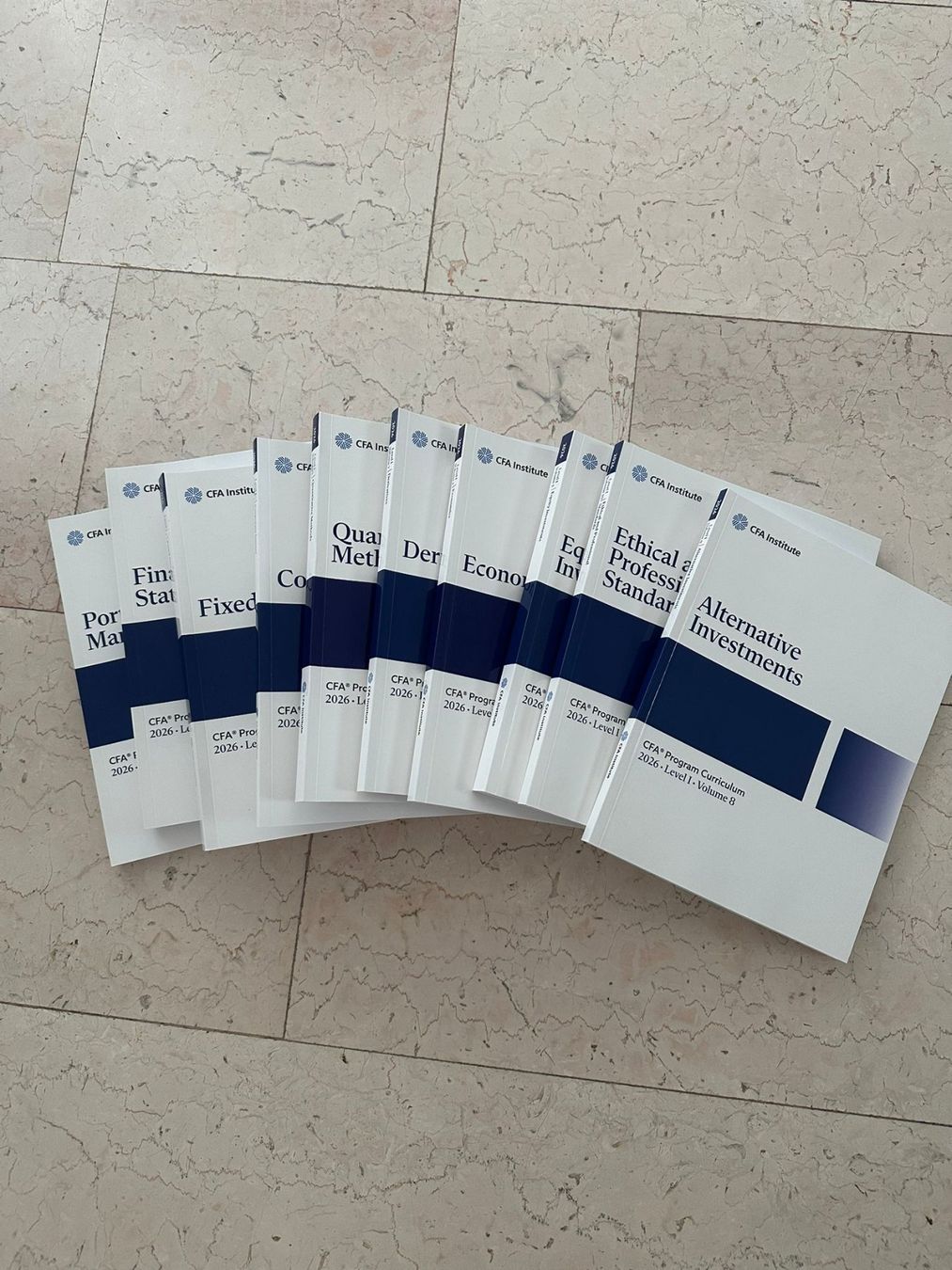 Livres: 2026 CFA Program Curriculum Level I Box Set – Neuf avec emballage d'origine à Zürich par jav_ghm6