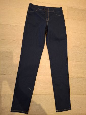 Esmara Damen Jeans Treggings Grösse 36 Dunkelblau neu.
