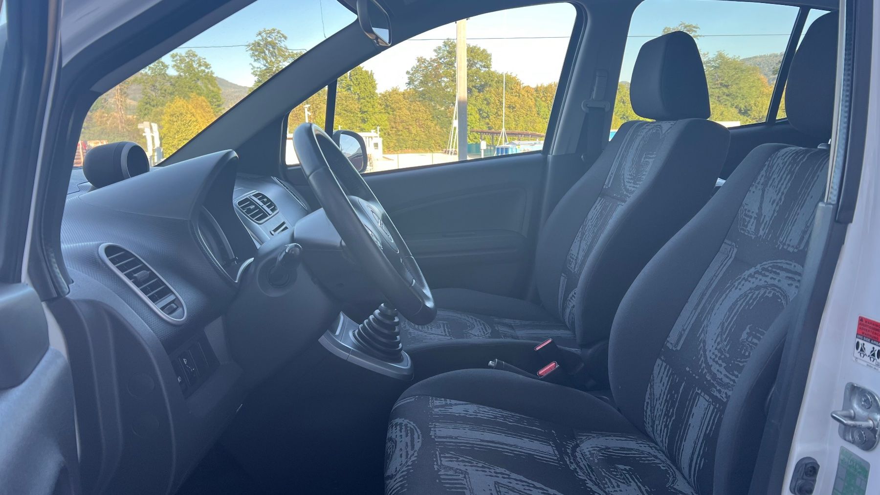 Opel Automobili: OPEL Agila B 1.2 94cv – Usato da Delémont venduto da MBSHA 9