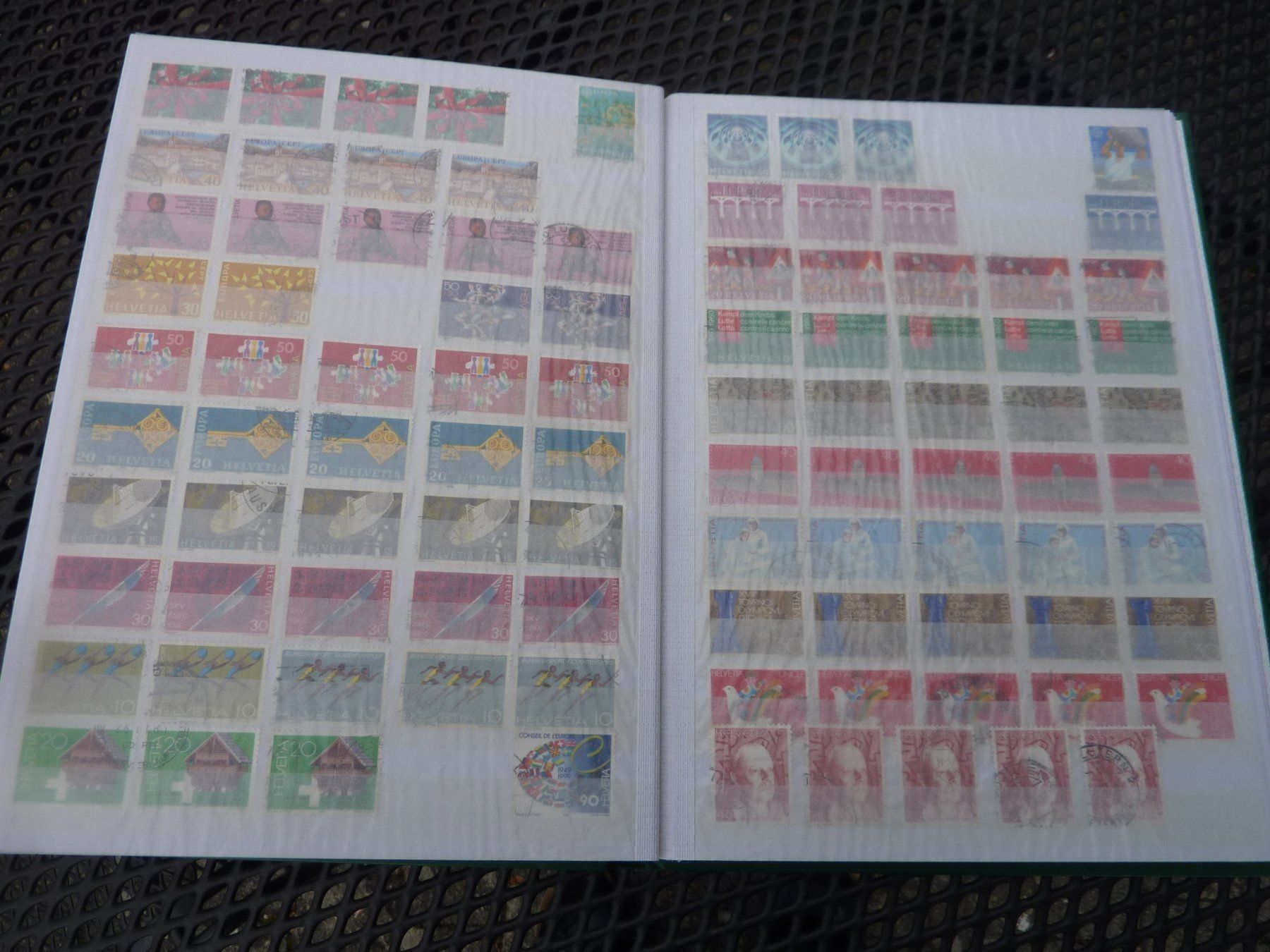Tutti i francobolli: Briefmarkenalbum, Schweiz – Usato da Gelfingen venduto da btrottmann 3