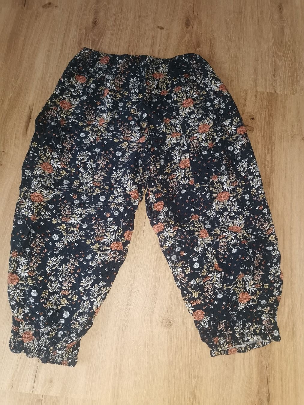 Hosen: 3/4 Stoffhose Haremhose G. S – Gebraucht aus Aadorf von mona_speedy 1