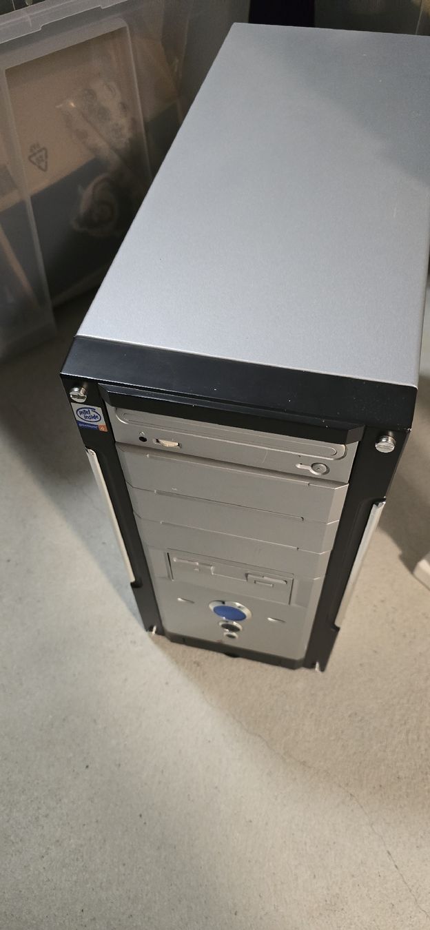 PCs: Retro PC, Win XP – Defekt aus Egerkingen von bea_rxm7 1