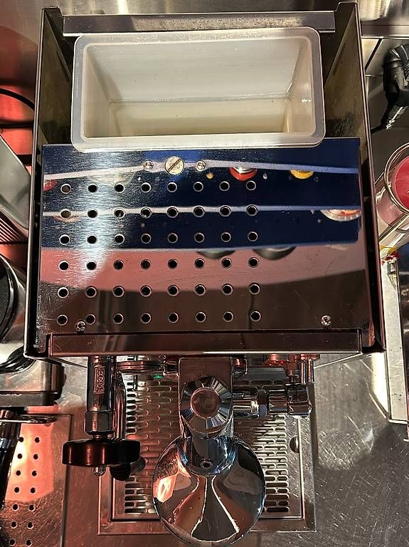 ECM Manufacture Macchine per caffè & Macchine per espresso: ECM Classika PID  Siebträger Kaffeemaschine – Usato da Zürich venduto da DynamicFrame 2