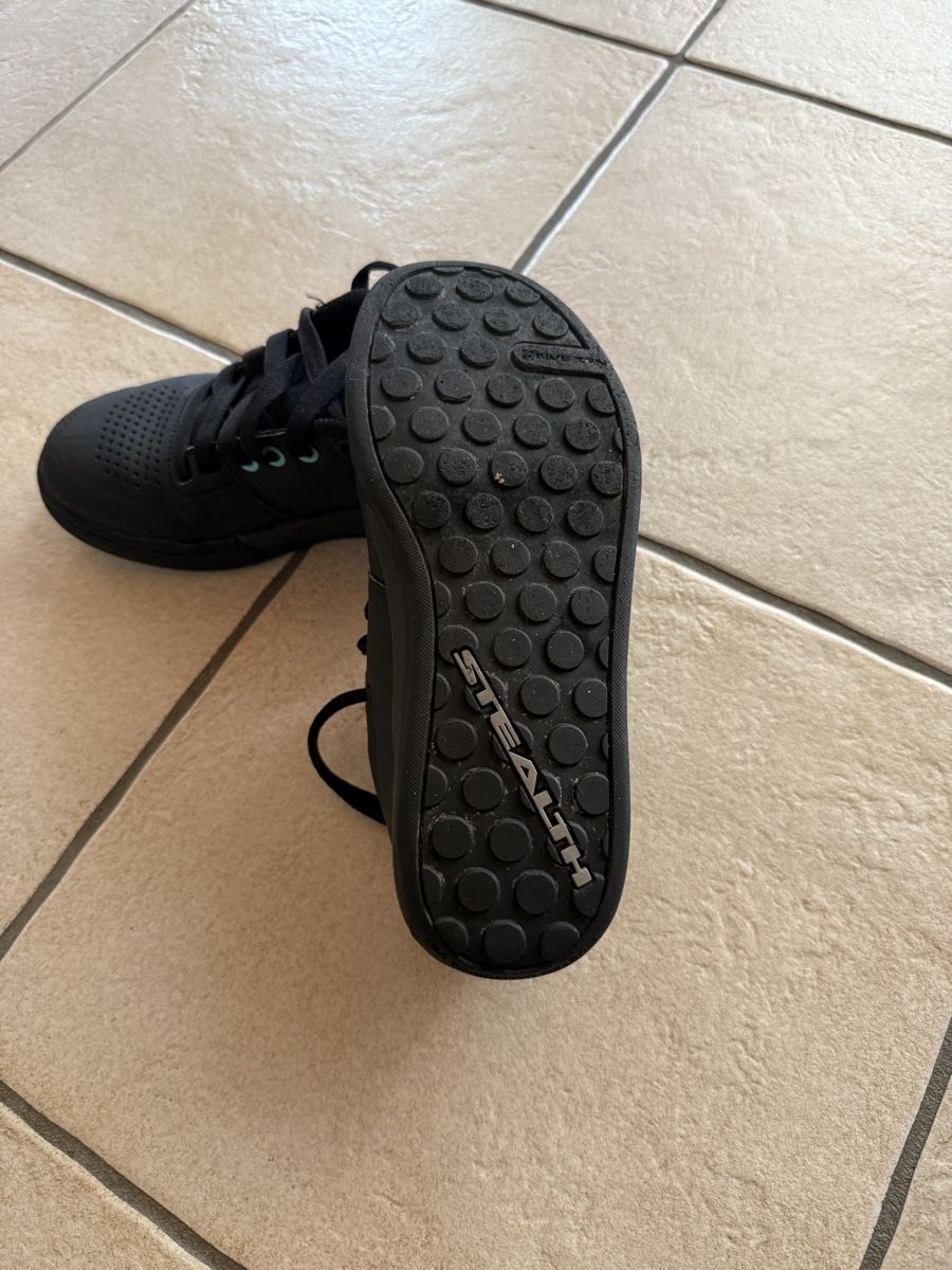Five Ten Chaussures hommes: Adidas Five Ten Freerider Pro – D'occasion à Cham par carmenblacky 2