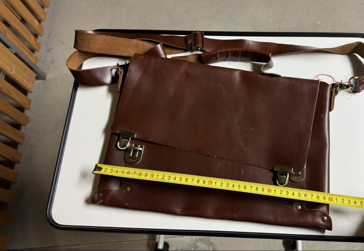 Taschen: Sac bandoulière en cuir – Neu (gemäss Beschreibung) aus Granges-paccot von sparkle_ 1