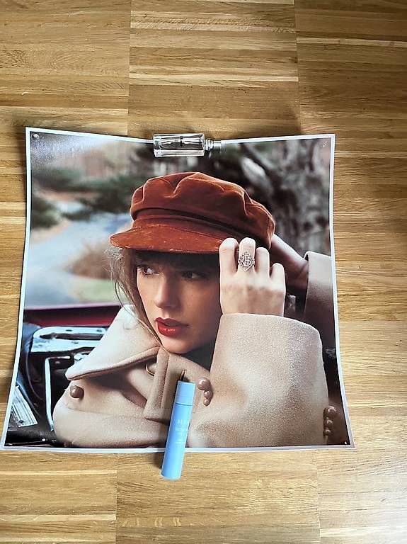 Foto & Immagini: 5 Taylor Swift Poster – Usato da Zürich venduto da lia_szs8 4