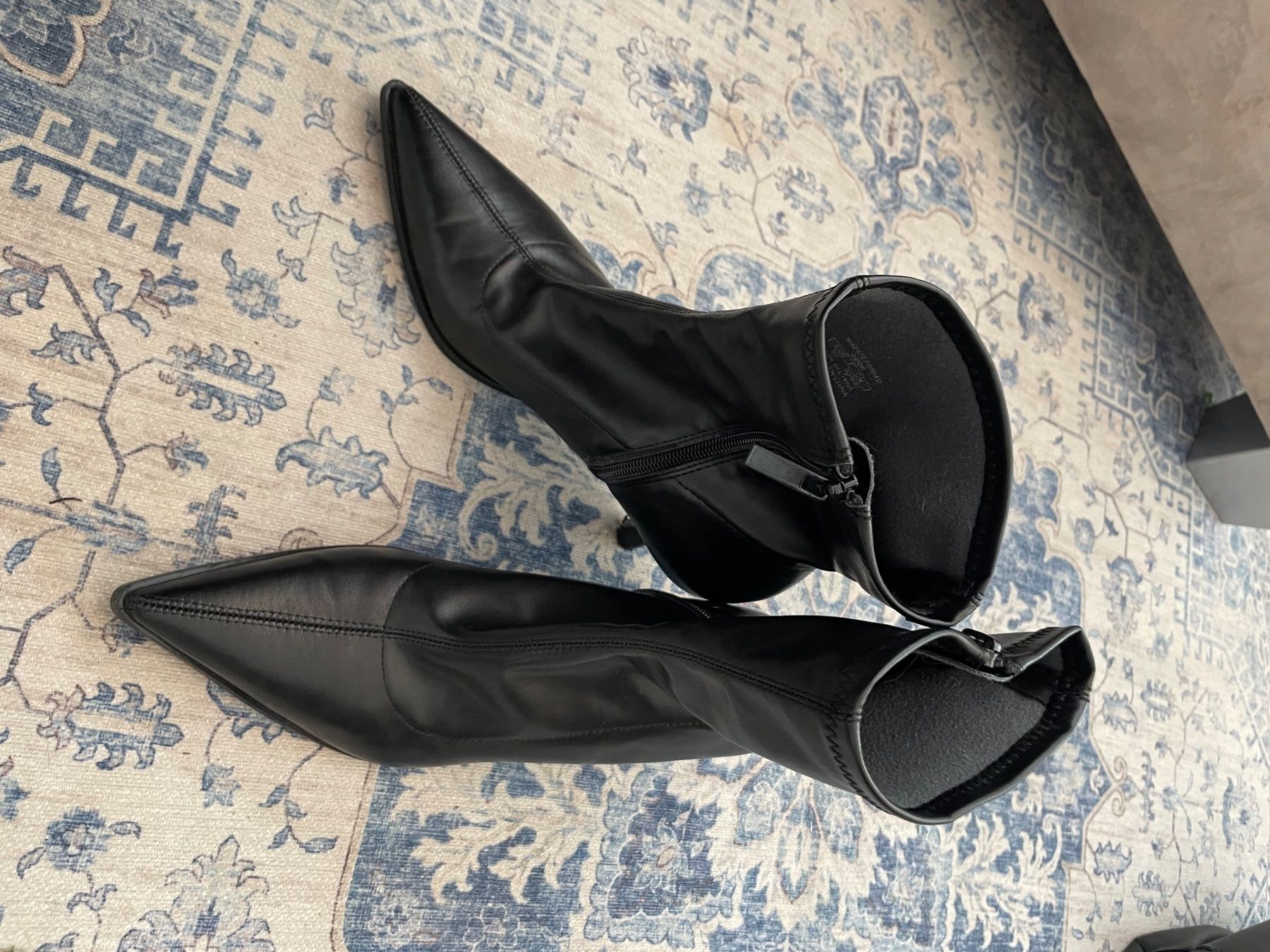 Stradivarius Chaussures femmes: black Boots – Neuf (Voir description) à St. Gallen par celiinecosta 1