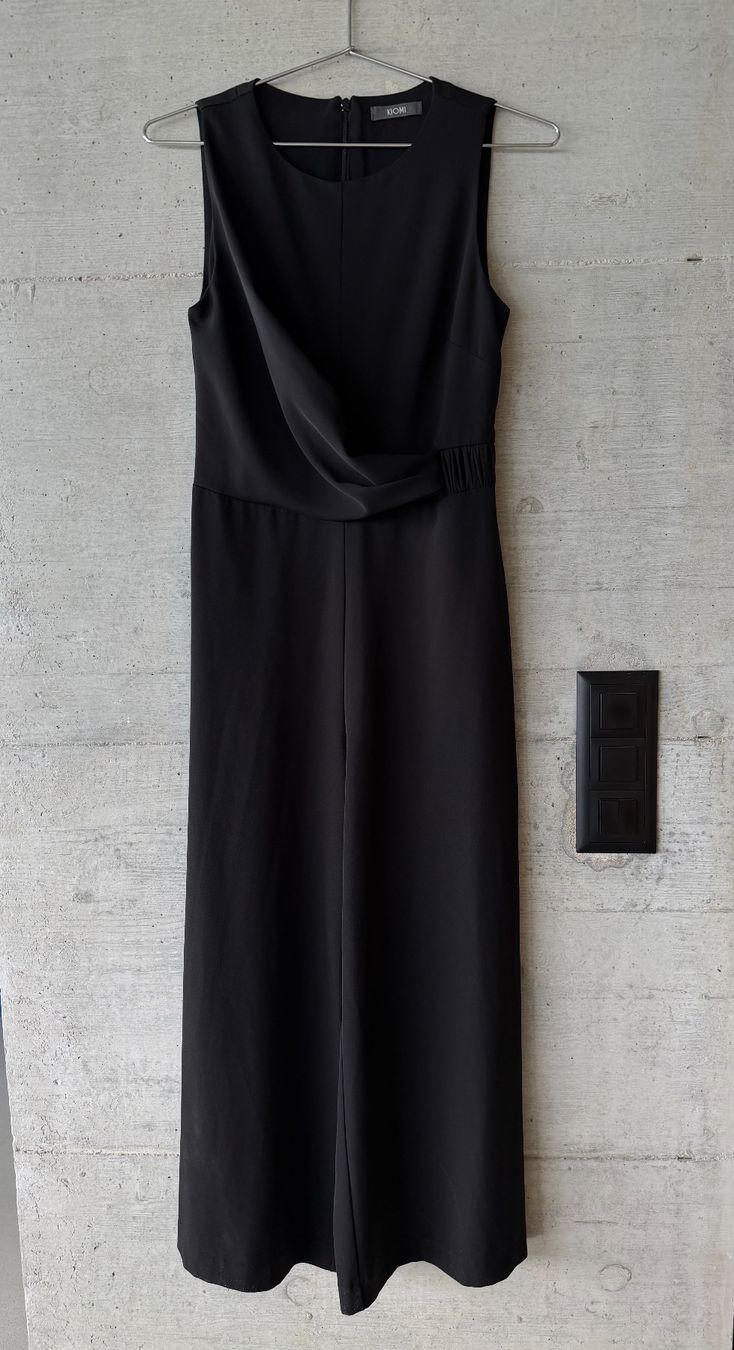 Tute: KIOMI Overall/Jumpsuit – Usato da St-George venduto da alaixee