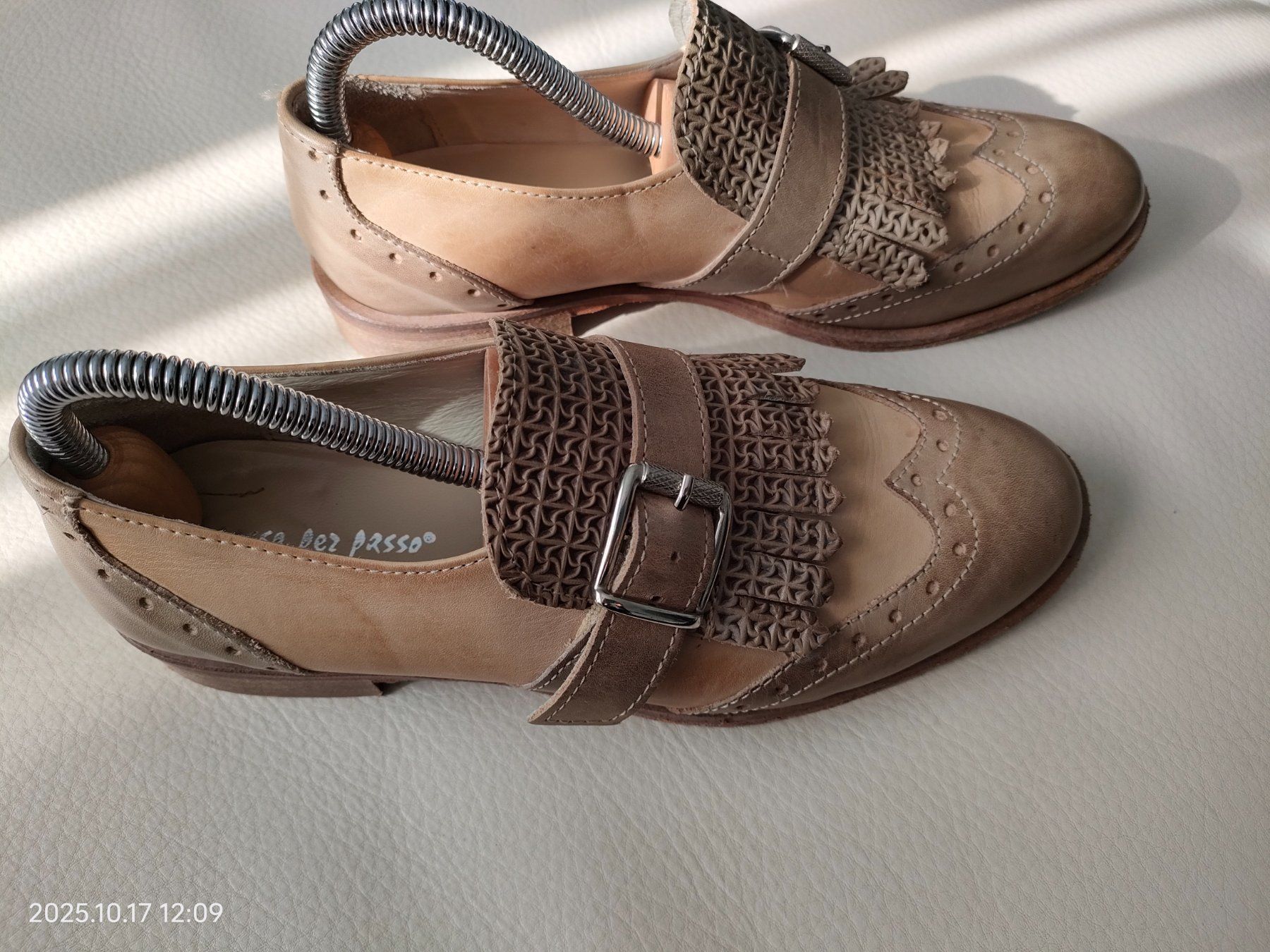 Scarpe da donna: Echte Leder Schuhe in Gr.37 – Usato da Binningen venduto da cg12 1