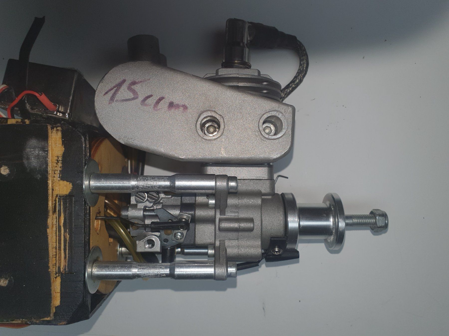 Motori: 15ccm Benzinmotor – Usato da Oberrüti venduto da Frigo26 1