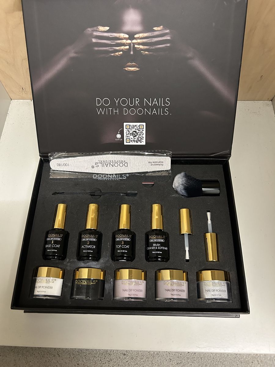 Doonails Vernis à ongles: Doonails Professional Dip System Set – Neuf (Voir description) à Thun par ann_j9cx