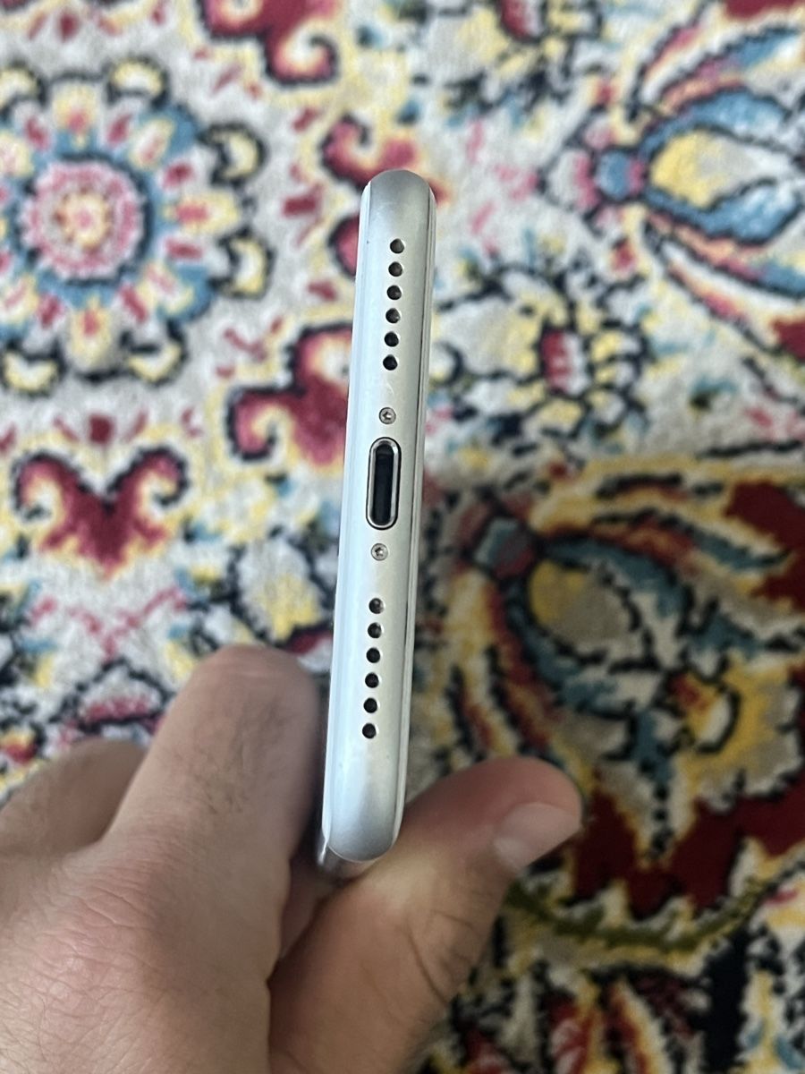 Apple Telefoni cellulari / Smartphones: iPhone 8 – Usato da Obfelden venduto da Latif_Safi 5