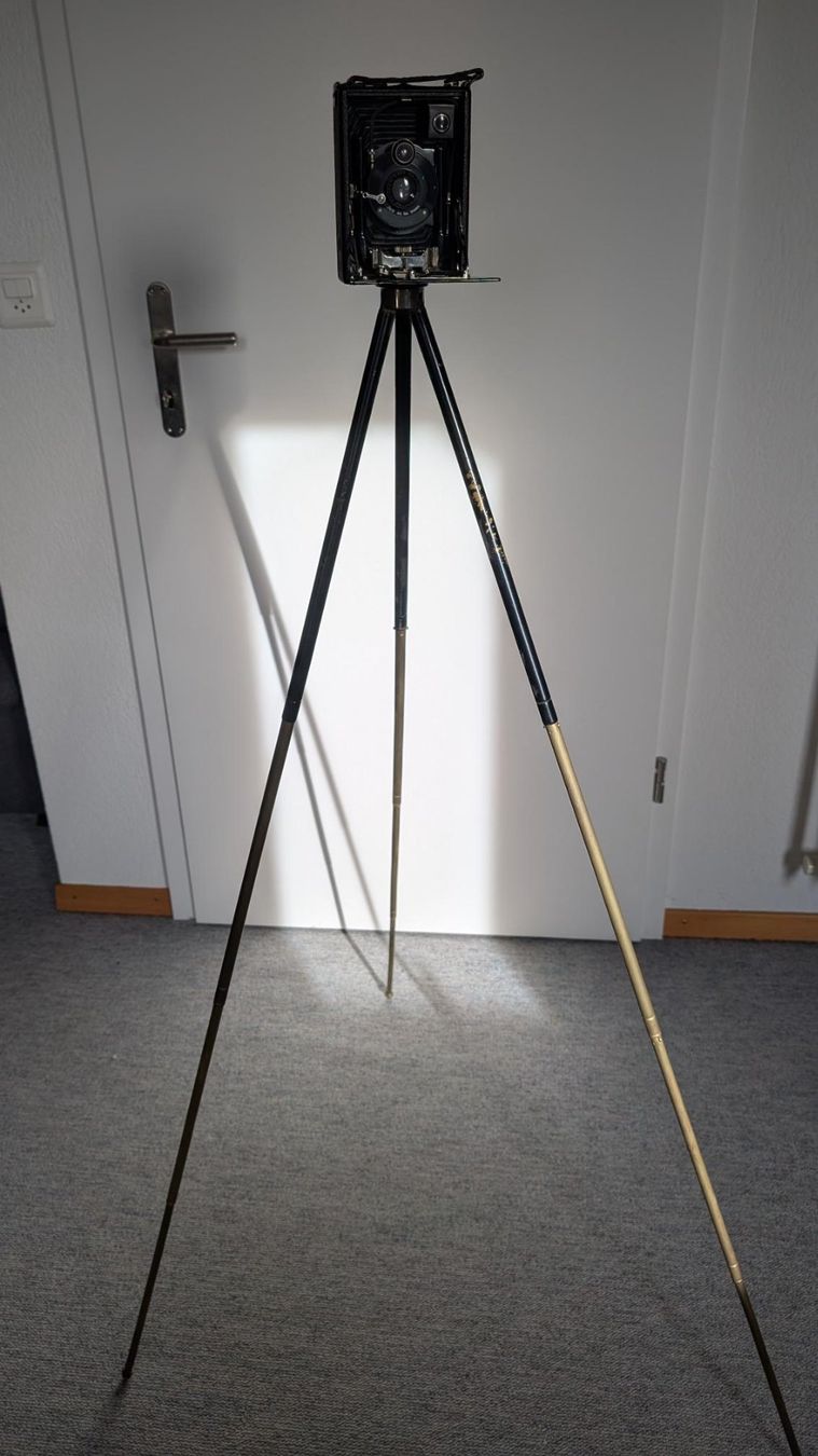 Fotocamera: Fotoapparat JCA Volta 106 inkl. Stativ – Usato da Ittigen venduto da stoney63 2