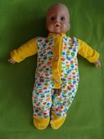 Pyjama Puppenkleid  STRAMPLER für Puppe 40cm. OHNE Puppe