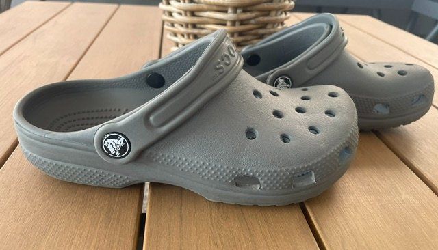 Crocs Scarpe per ragazzi: Crocs Gr. J2 – Usato da Eschenbach LU venduto da Baer01 1
