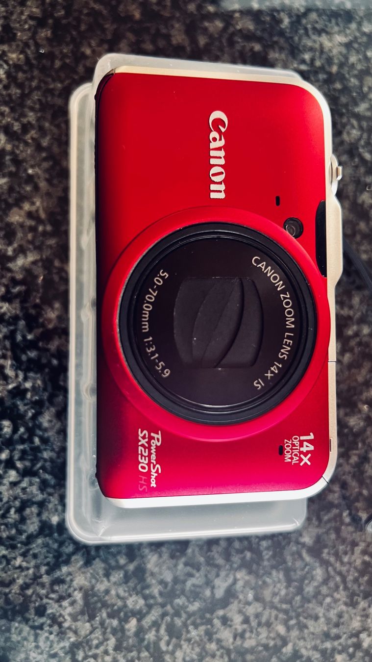 Canon Appareil photo: Canon PowerShot SX230 HS, PGS Digital Camera – D'occasion à Baden par Mercedes_Beer 1