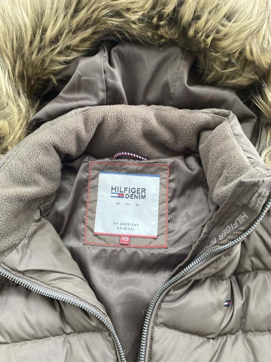 Tommy Hilfiger Giacche: Daunenjacke – Usato da Eggersriet venduto da Gio_Mag_Stucki 1